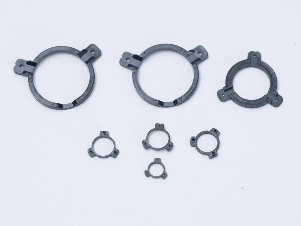 Metal rings with clips